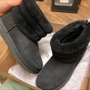 Used Once UGG Fluff Mini Quilted Black